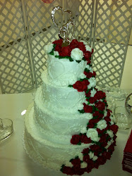 cake roses heart scrolling cascade