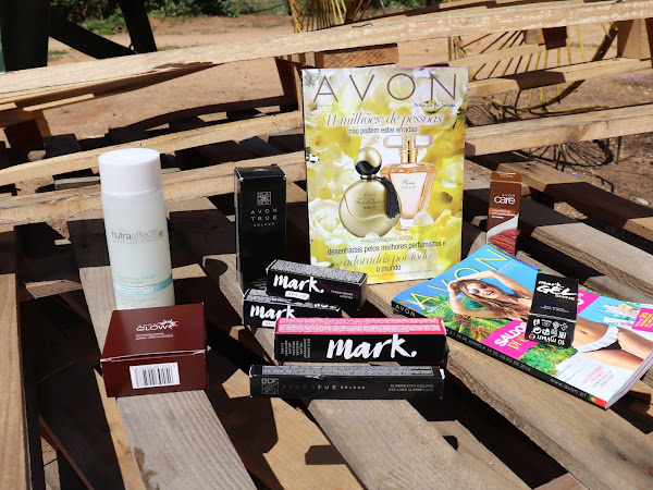 Está oficialmente aberta a época de revenda de produtos AVON no blog!