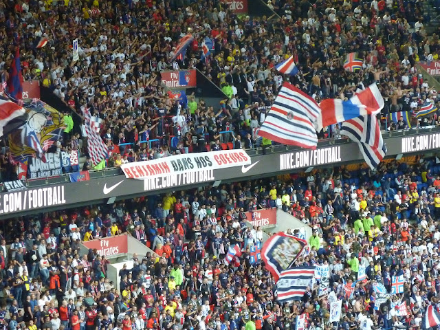 banderole des ultras psg en hommage à Benjamin