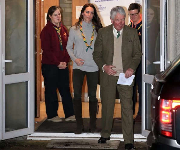 Kate Middleton wore IRIS AND INK Grace Cashmere Sweater, Really Wild Spanish Boots in Chocolate Suede,Cubs100 Official Adult Scarf