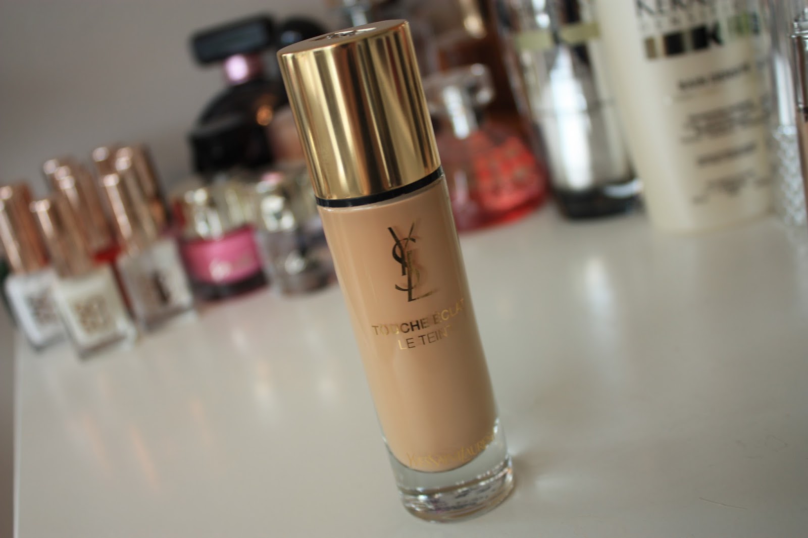 ysl luminous foundation