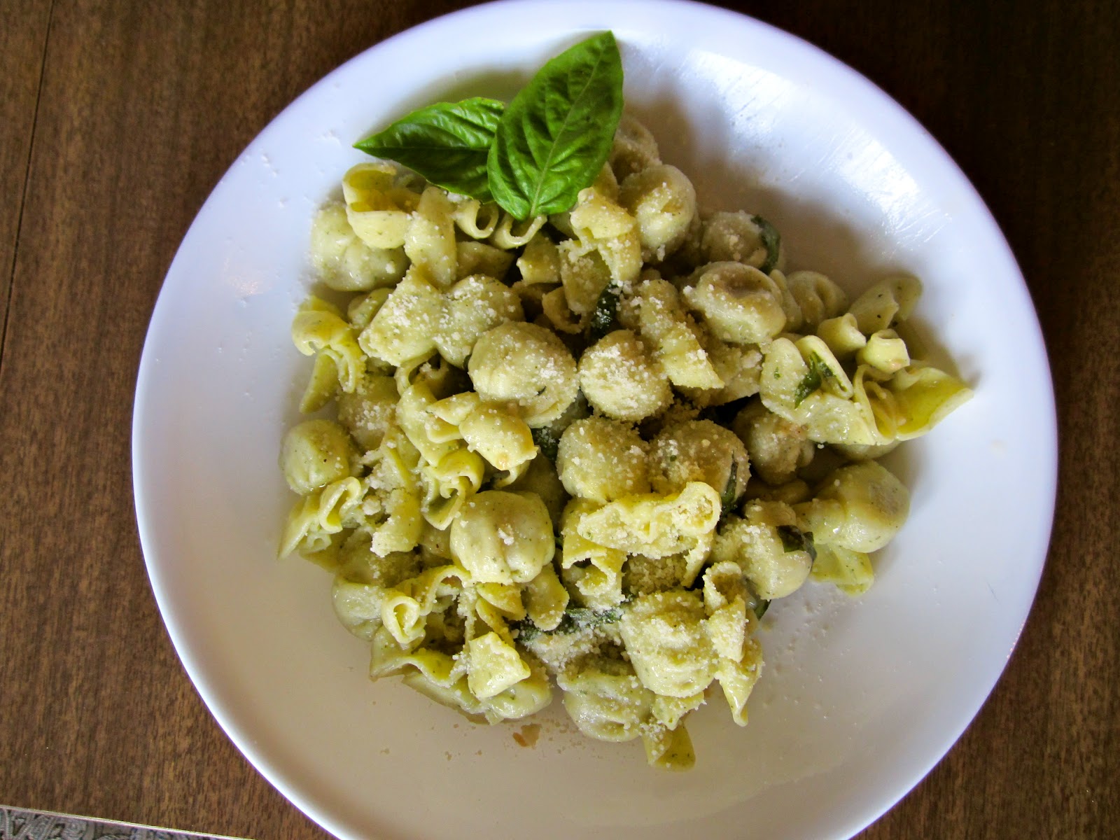 This Makes Me Laugh Caprese Appetizer and Prosciutto Perline Pasta in