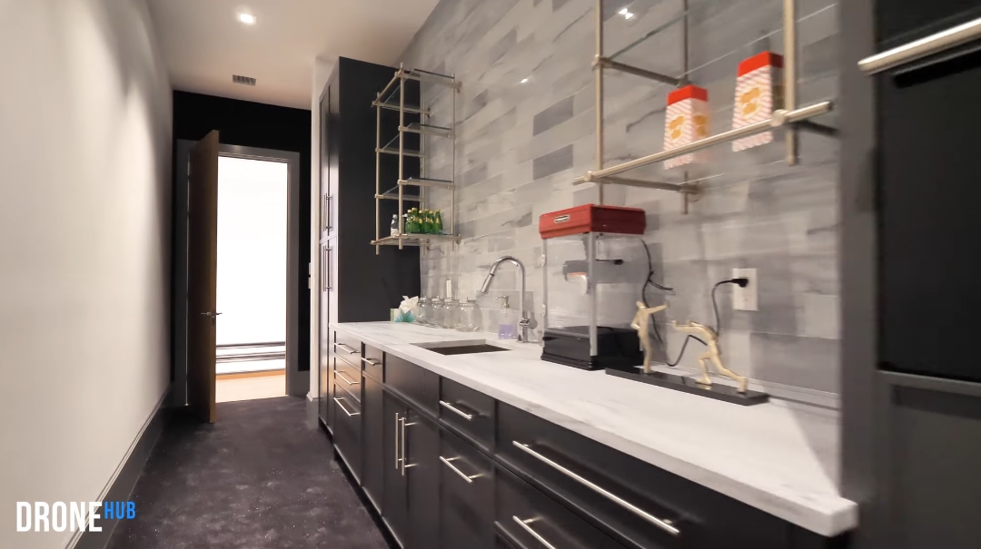 88 Interior Design Photos vs. 55 Coopers Neck Ln, Southampton, NY Luxury Mansion Tour