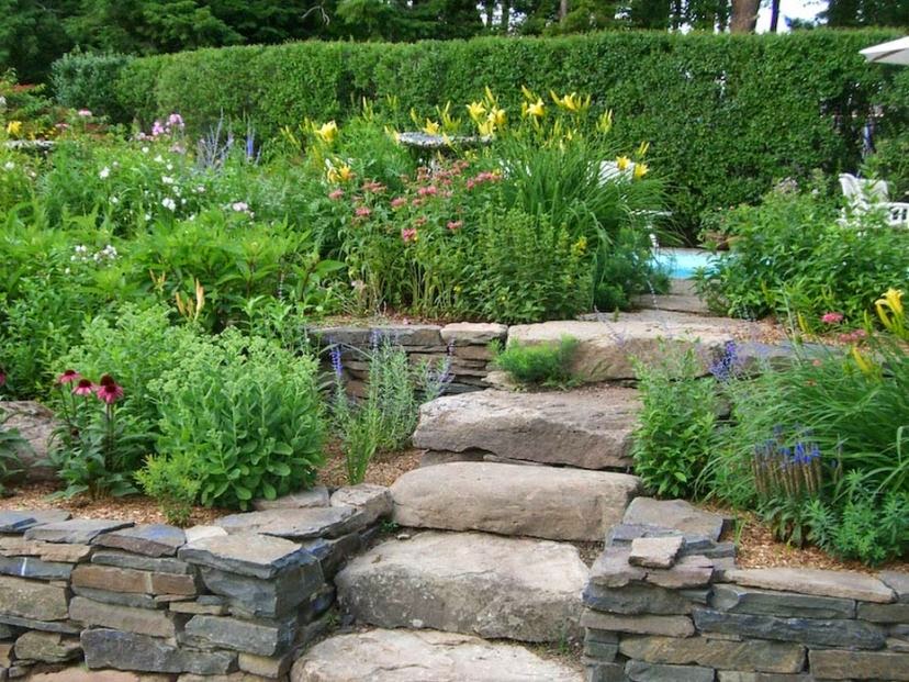 Membuat Taman Minimalis Dengan Bebatuan Alami - Taman Minimalis Di Rumah