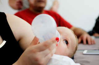 Tips If the baby does not want to drink breast milk