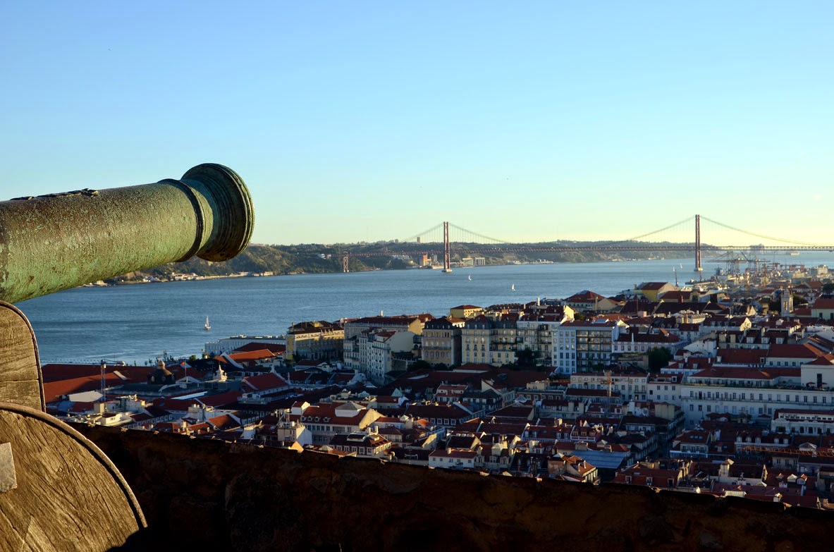 El mundo de Avekrénides. Castillo de