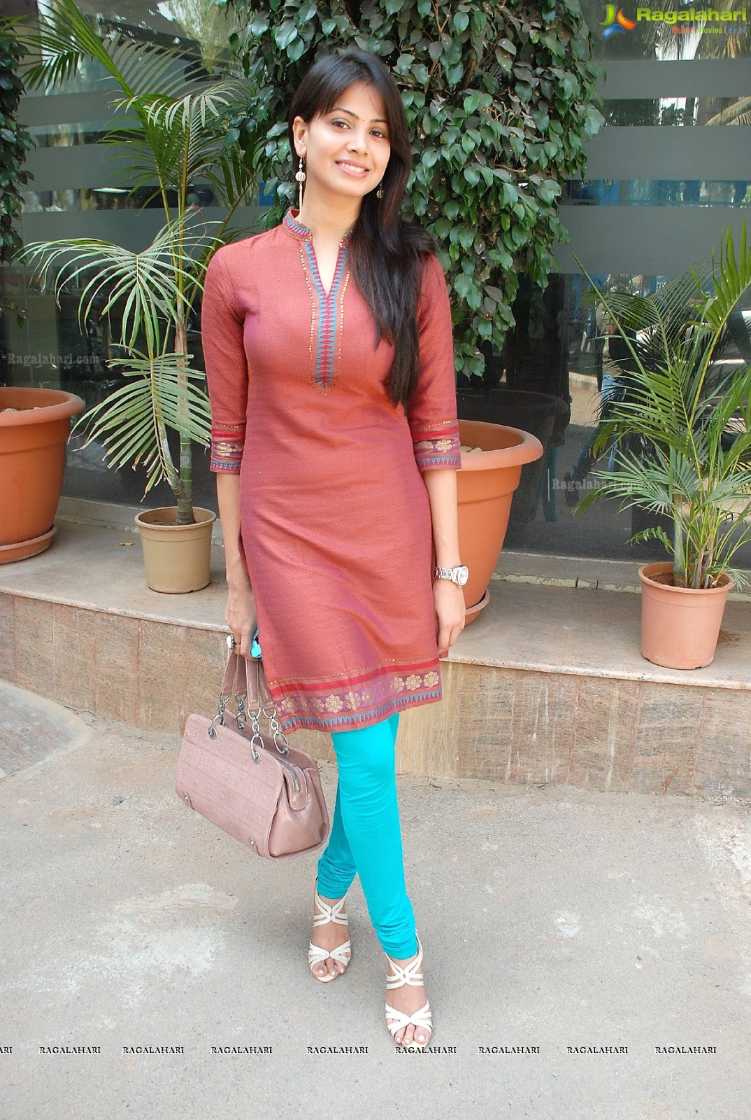 Supriya aysola ragalahari