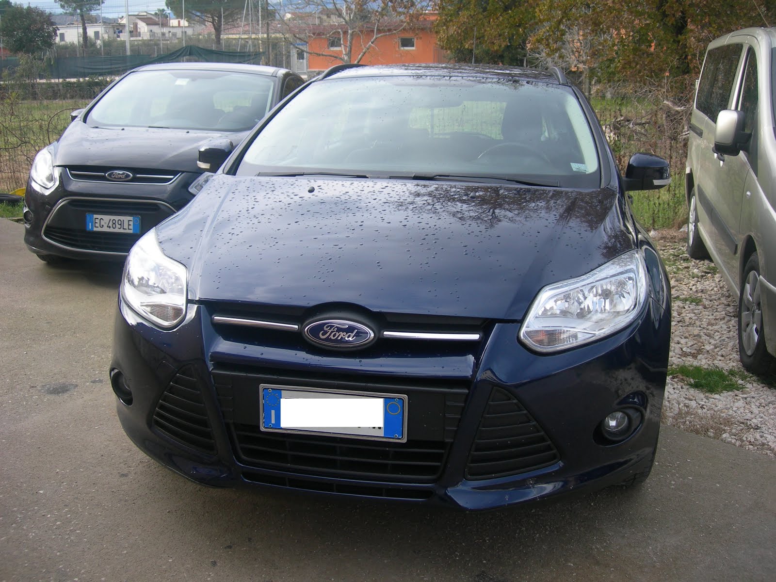 FORD FOCUS 1.6 Tdci 95 CV IMMATRICOLAZIONE 2012 90.000 KM ACCESS: FULLOPTIONAL PREZZO 8.500,00 EURO