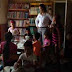 Visita alcaldesa a niños en bibliotecas de Casas Grandes