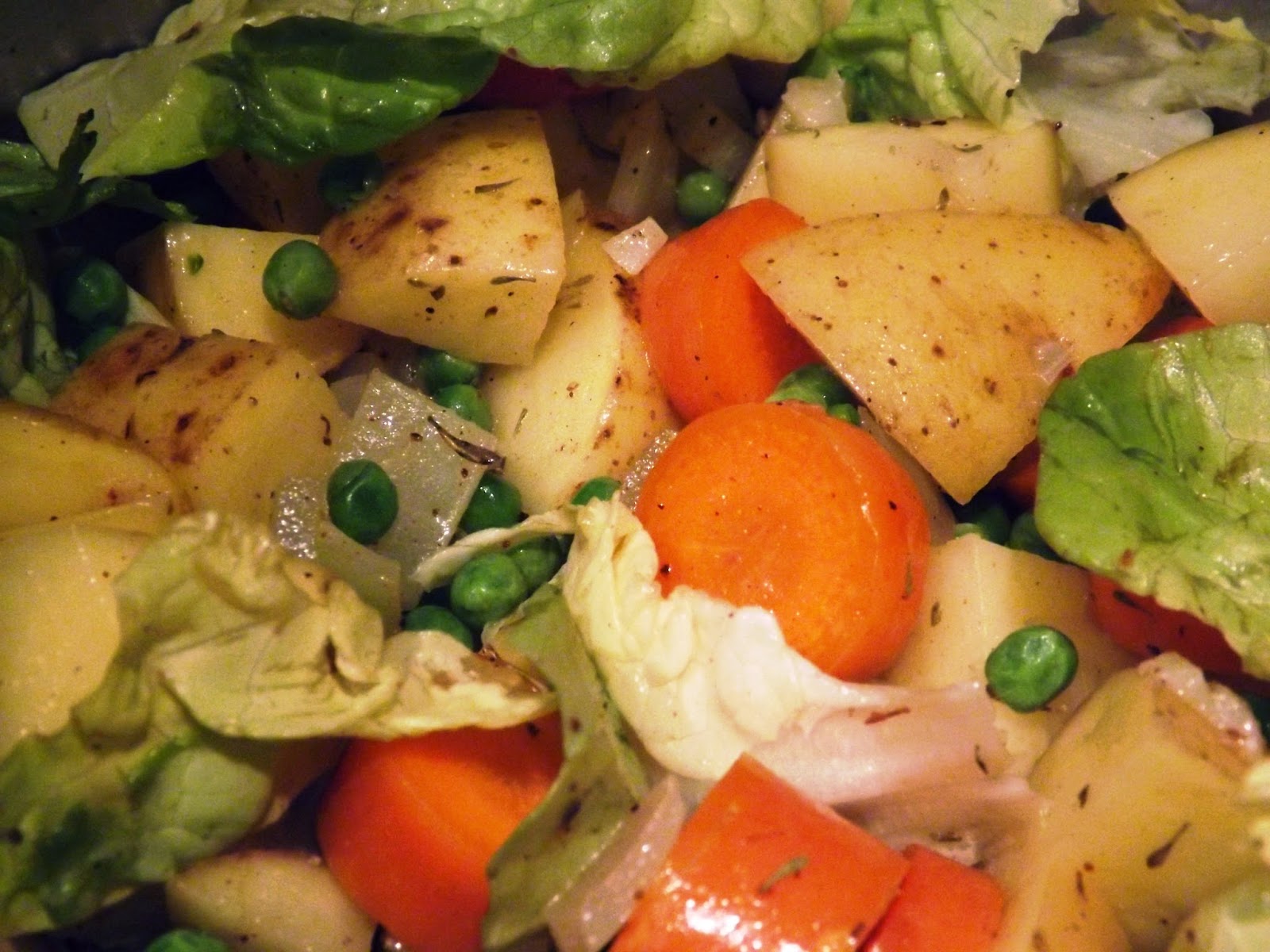 Celle qui cuisinait ou le plaisir de cuisiner: Poêlée de petits pois