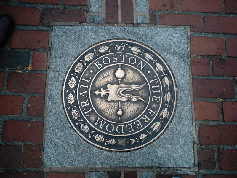 тропа свободы бостон. Just round. Just round. бостонская биржа bs & eb. On the corner.