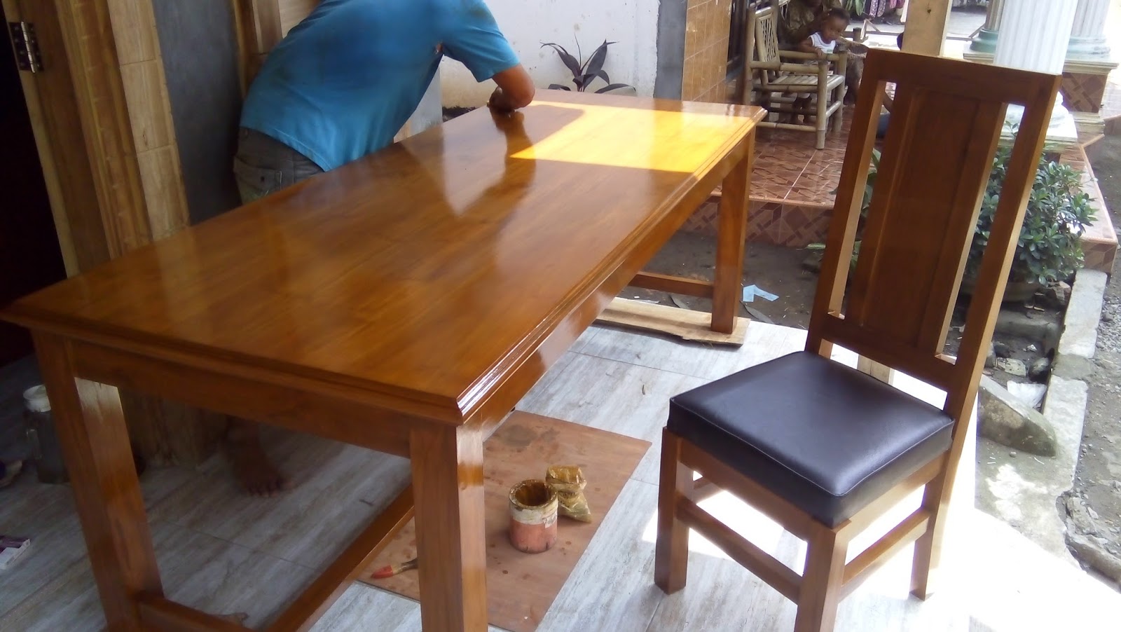 Harga Borongan Jasa Politur Per Meter Seputar Mebel