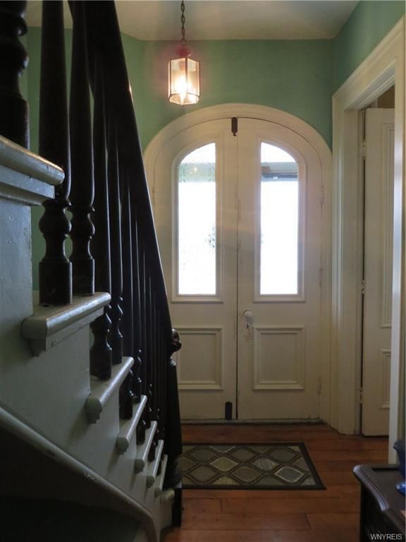 Sweet House Dreams 1865 Brick Colonial in Gasport, New York