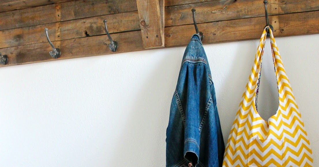 Beyond The Picket Fence: Bench Made from Reclaimed Pallets