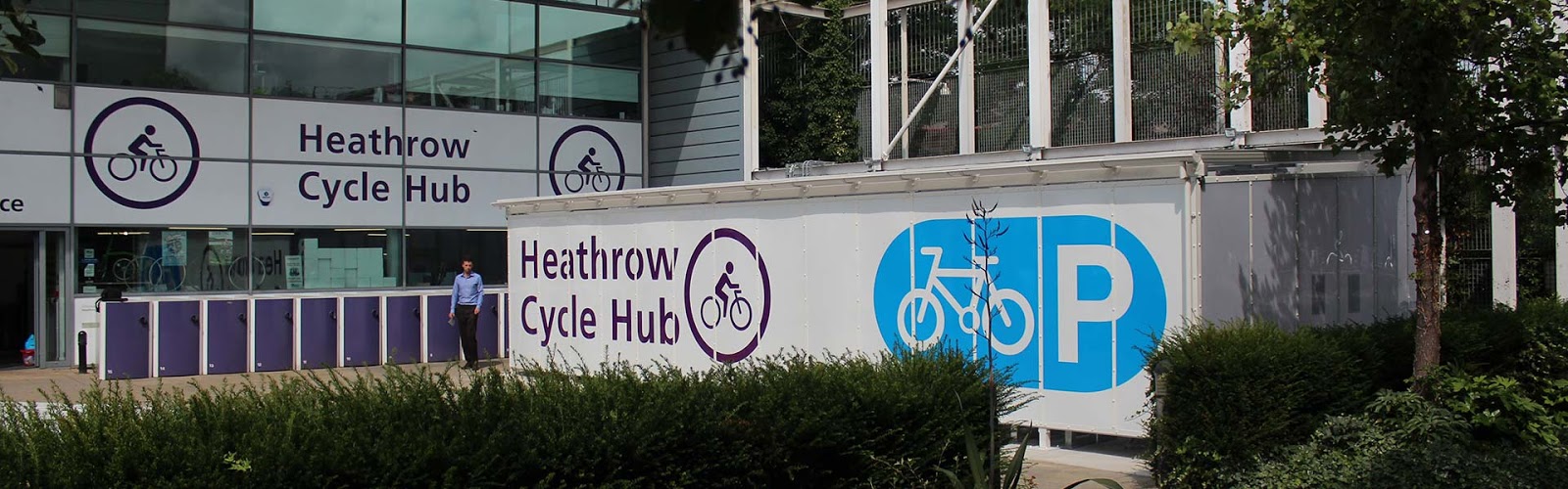 Rebuilding Place in the Urban Space Why not a bicycle hub at National