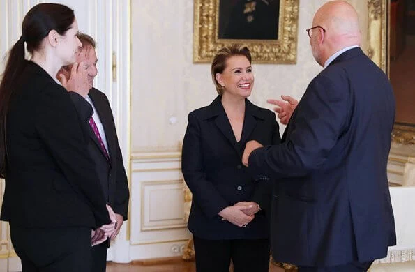 Grand Duchess Maria Teresa received representatives of the Luxembourg City Tourist Office