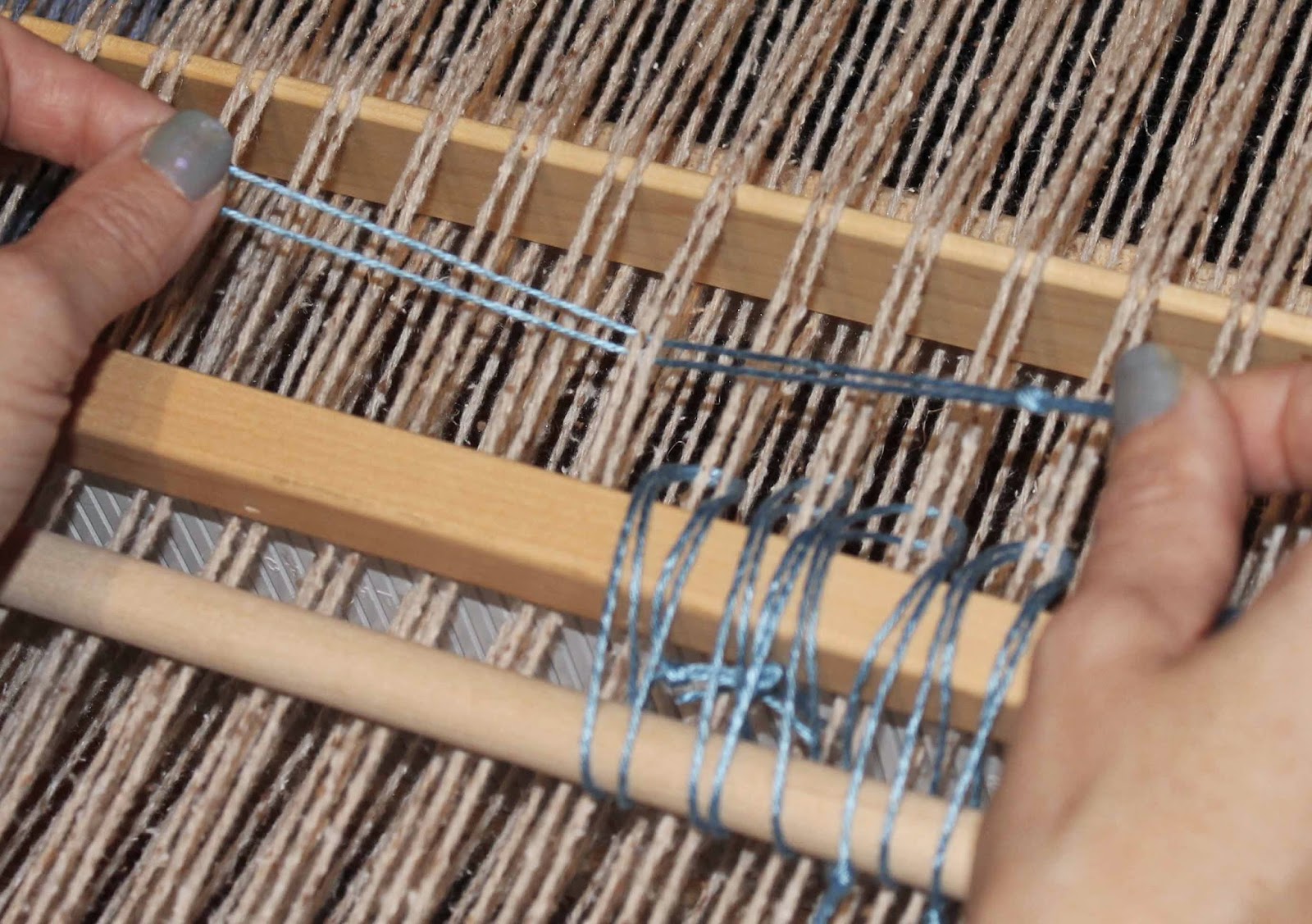 Geeking Out The Heddle Rod Yarnworker Knowhow for the rigid
