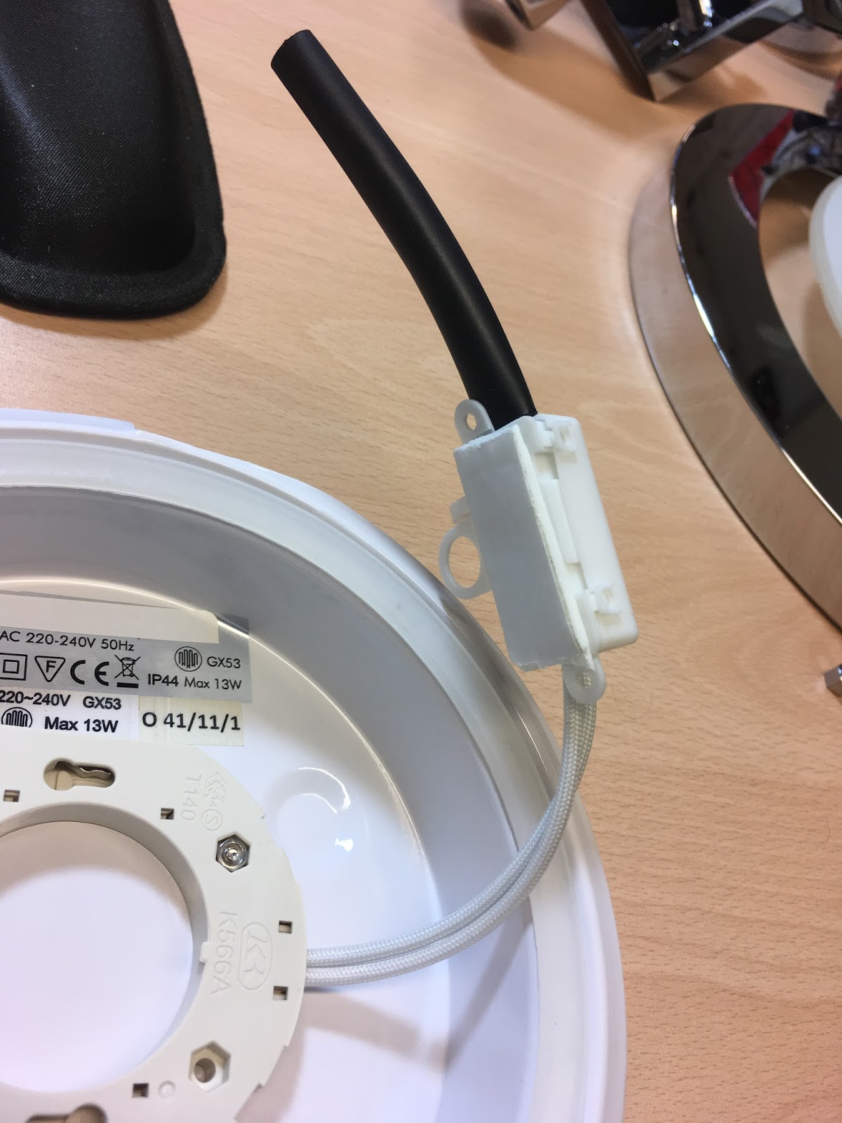 Double Insulated Lights V Normal Lights. Looking inside & comparing