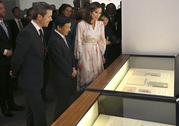 Japan and Denmark: Valuable Records of the Historical Relation exhibition. Crown Princess Mary wore dress