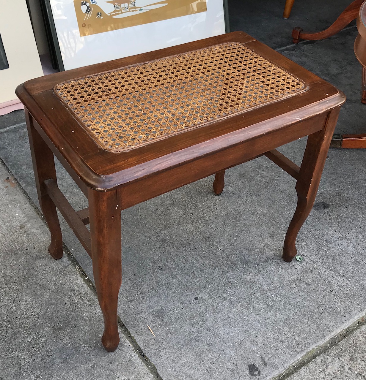 UHURU FURNITURE & COLLECTIBLES SOLD 25847 Vintage Caned Vanity Bench