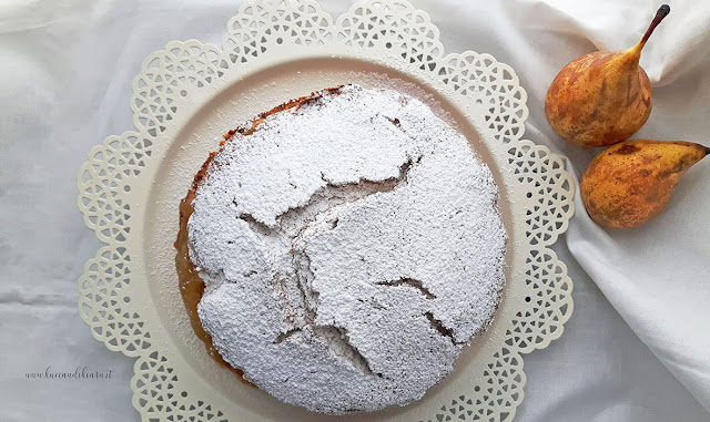 Torta di grano saraceno pere e cioccolato Torta di grano saraceno pere e cioccolato