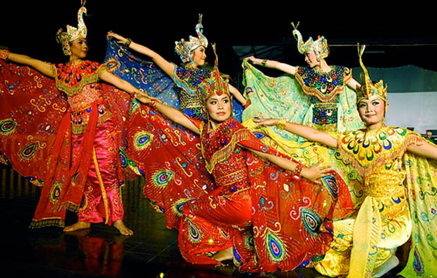 SIDE424 MAKALAH TARI KREASI