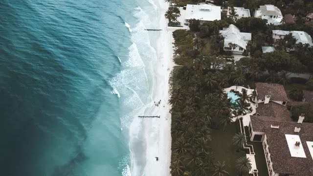 Penuh Puing Akibat Diterjang Tsunami, Jalur Anyer - Carita Terputus Total Penuh Puing Akibat Diterjang Tsunami, Jalur Anyer - Carita Terputus Total