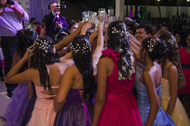 Prefeitura de Cocal realiza baile de debutantes para 15 jovens - Imagem 39