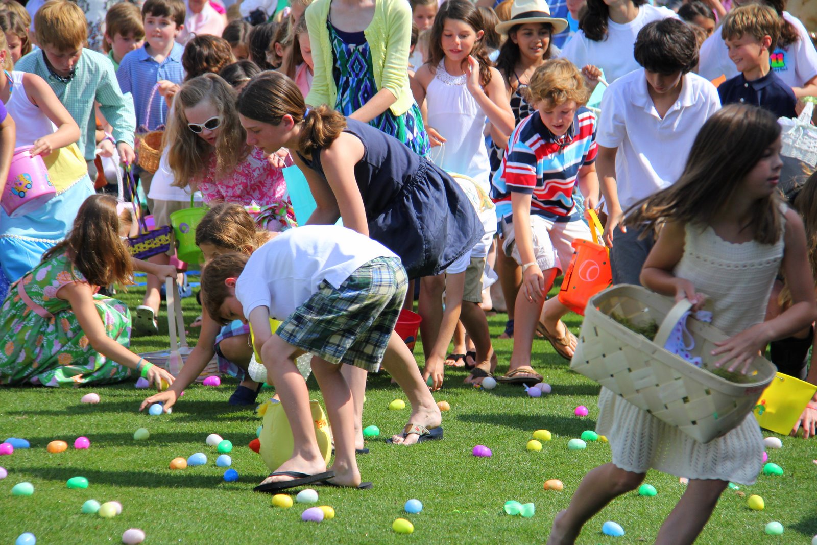 PC Beach Life The Rosemary Beach Easter Egg Hunt