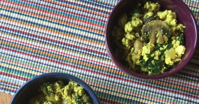 Home Cooked Vegan: Spinach and Mushroom Tofu Scramble