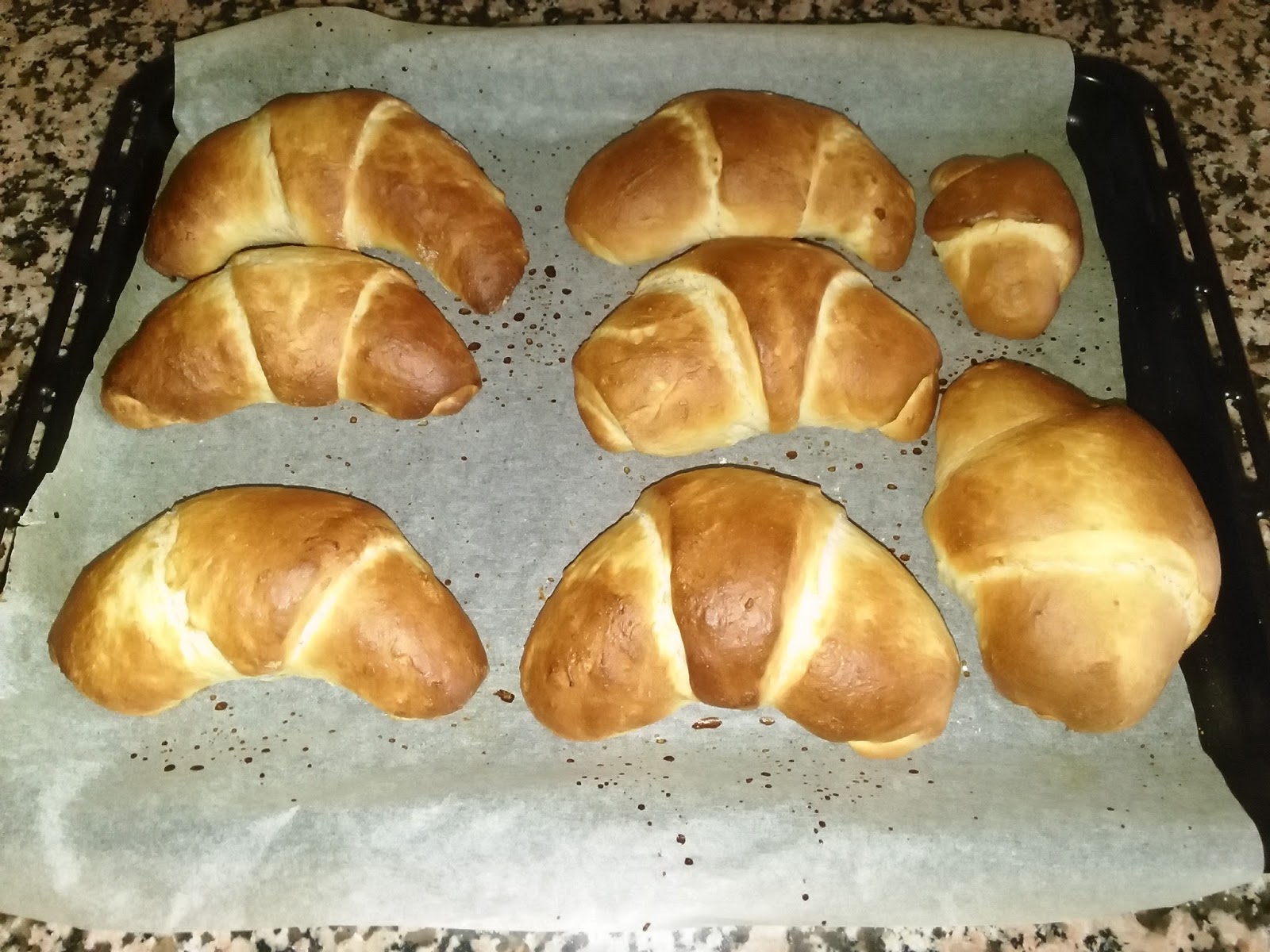 El Rincón de Casa El Caminero (MerásAsturias) MEDIALUNAS BRIOCHE