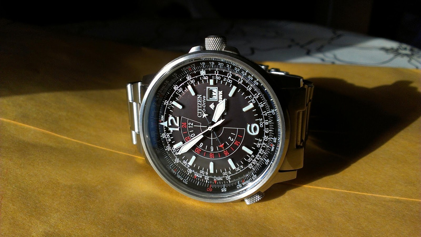 Ed's Corner: Citizen Eco Drive Nighthawk Review