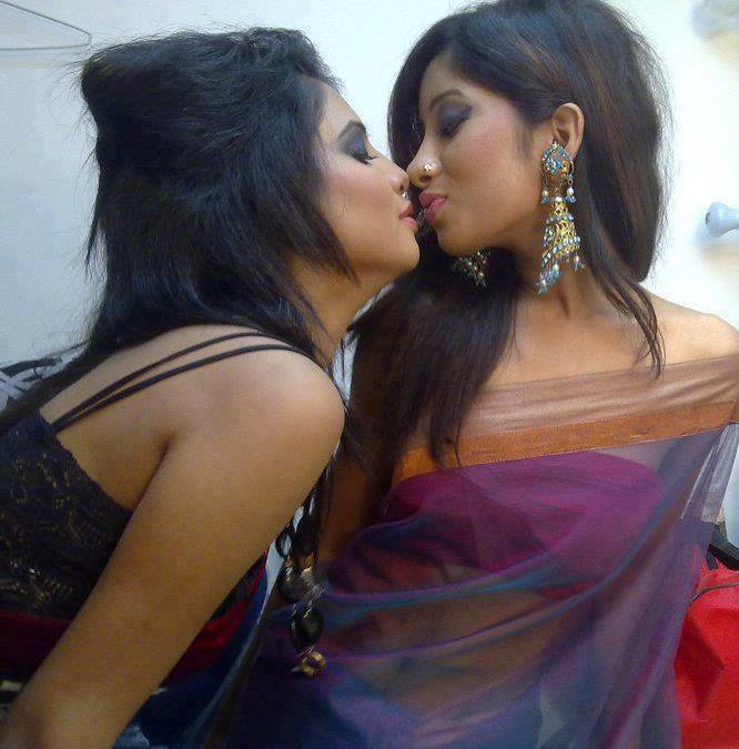 All Arab Hot Girl Sex Kiss - PHOTO PORN