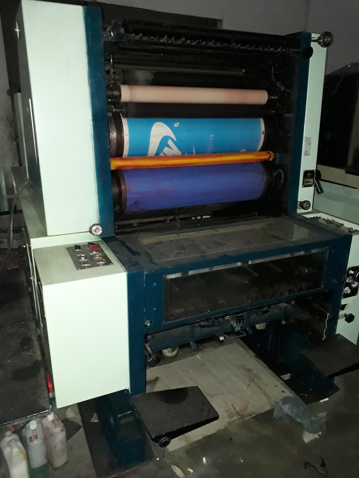 Mesin Mesin Percetakan Dijual Mesin Cetak Oliver 72