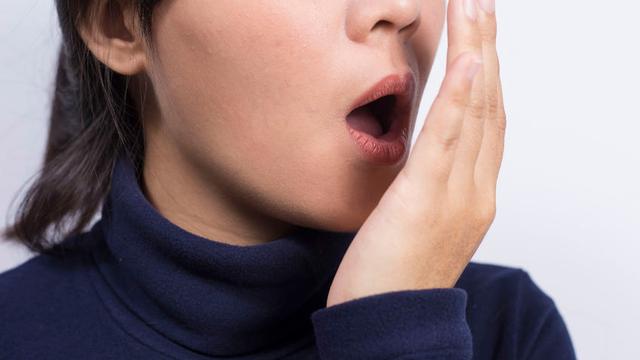 Tips Menghilangkan Bau Mulut Yang Mencengkam - Berita Aneh Unik dan Menarik