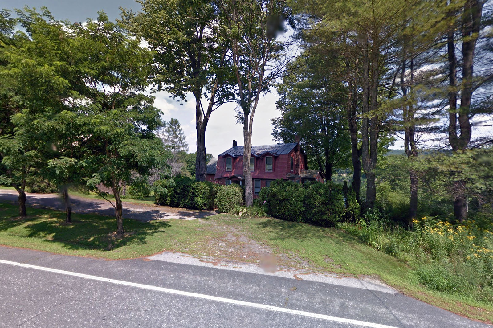 Springfield Vermont News 600 Roommates in a Communal Farmhouse