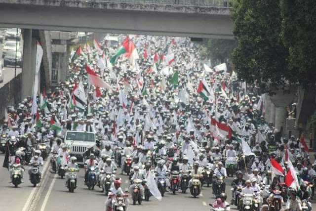 Daftar Tempat Penginapan Gratis Buat Demonstran 4 November Daftar Tempat Penginapan Gratis Buat Demonstran 4 November