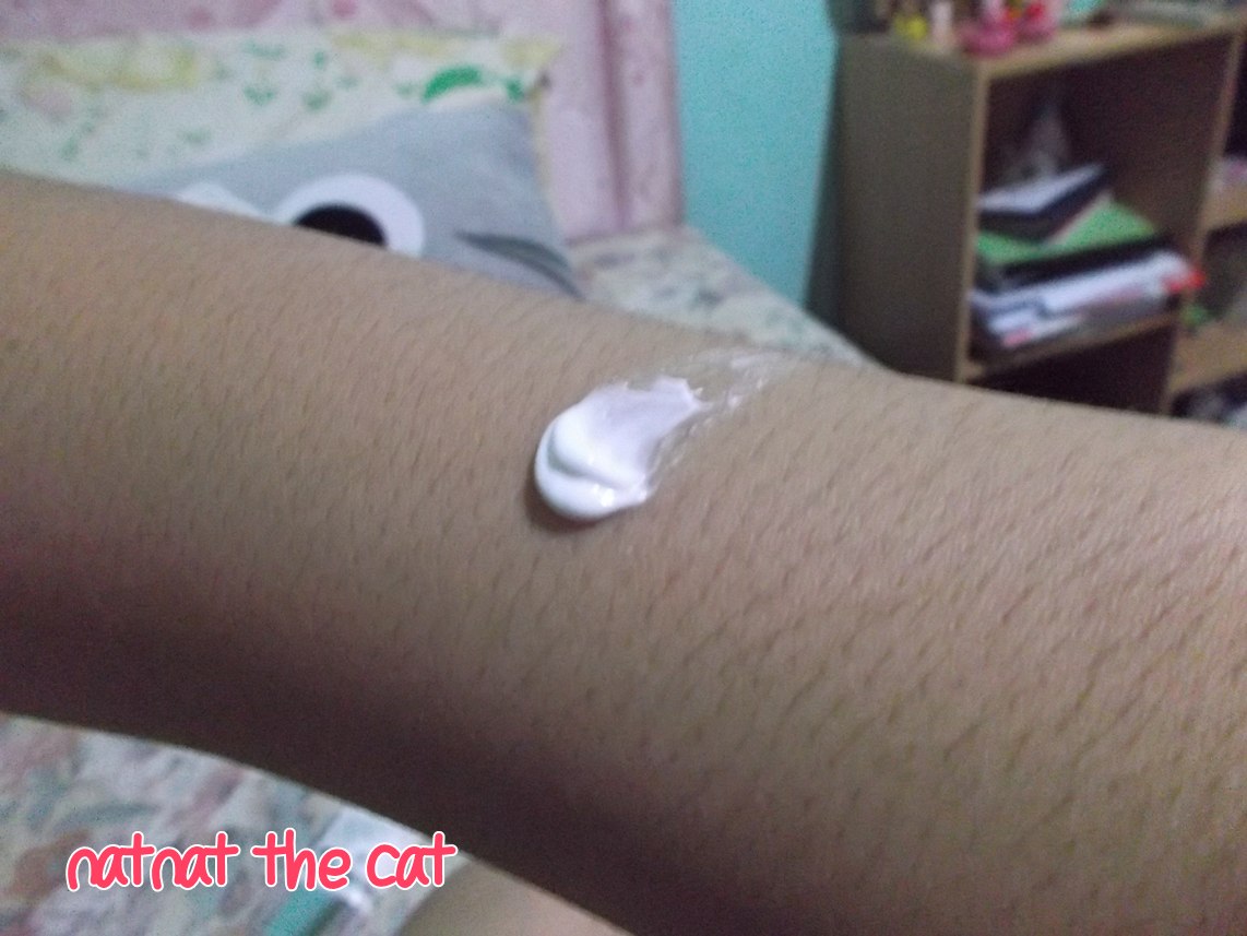 natnat the cat ♥: Review : Vienna Magic White Plus Body Lotion