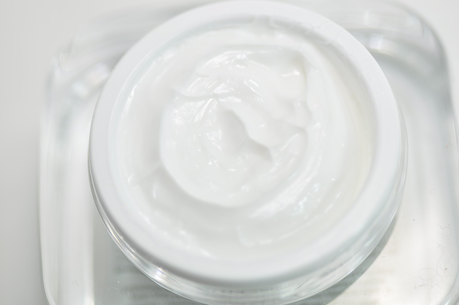 Skin Authority Ultra Rich Moisturizer Review The Shades Of U