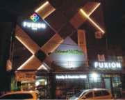 Hotel Murah Dekat Harmoni & Stasiun Juanda - Fuxion Inn