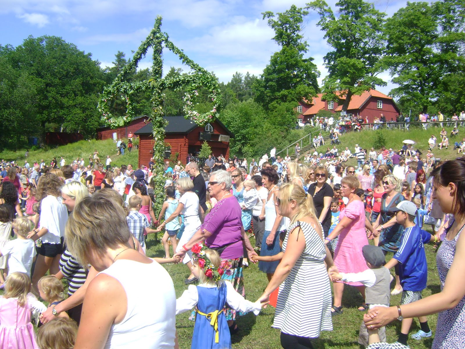 Colombia en Suecia Midsommar