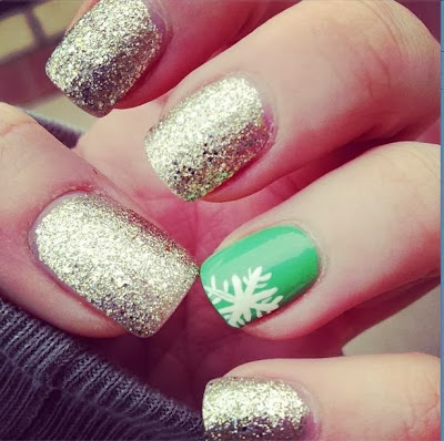 Stayglam themed 10 Most Beautiful Christmas Nail Designs! ~ Nail and Beauty Ideas