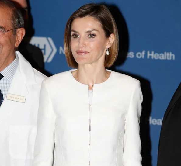 Queen Letizia of Spain visits the National Cancer Institute at the Washington Hospital