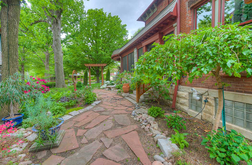 Hyperblogal Bed and Breakfasts Kansas City