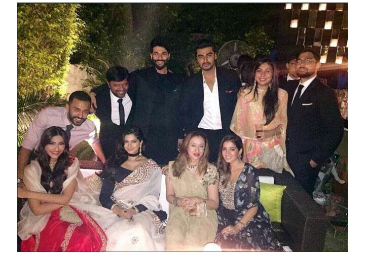Anand Ahuja Wiki Age Wife Family Caste Life Anand is a famous businessman and husband of bollywood actress sonam kapoor. anand ahuja wiki age wife family