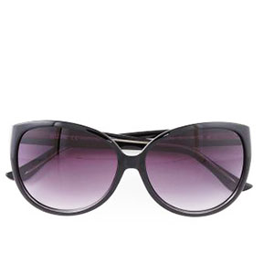 Luxe for Less // Designer Shades at TJ Maxx - That's So Chic