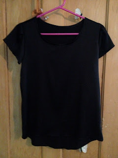 Diary of a Chainstitcher Black Hammered Silk Grainline Studio Scout Tee with Dip Hem
