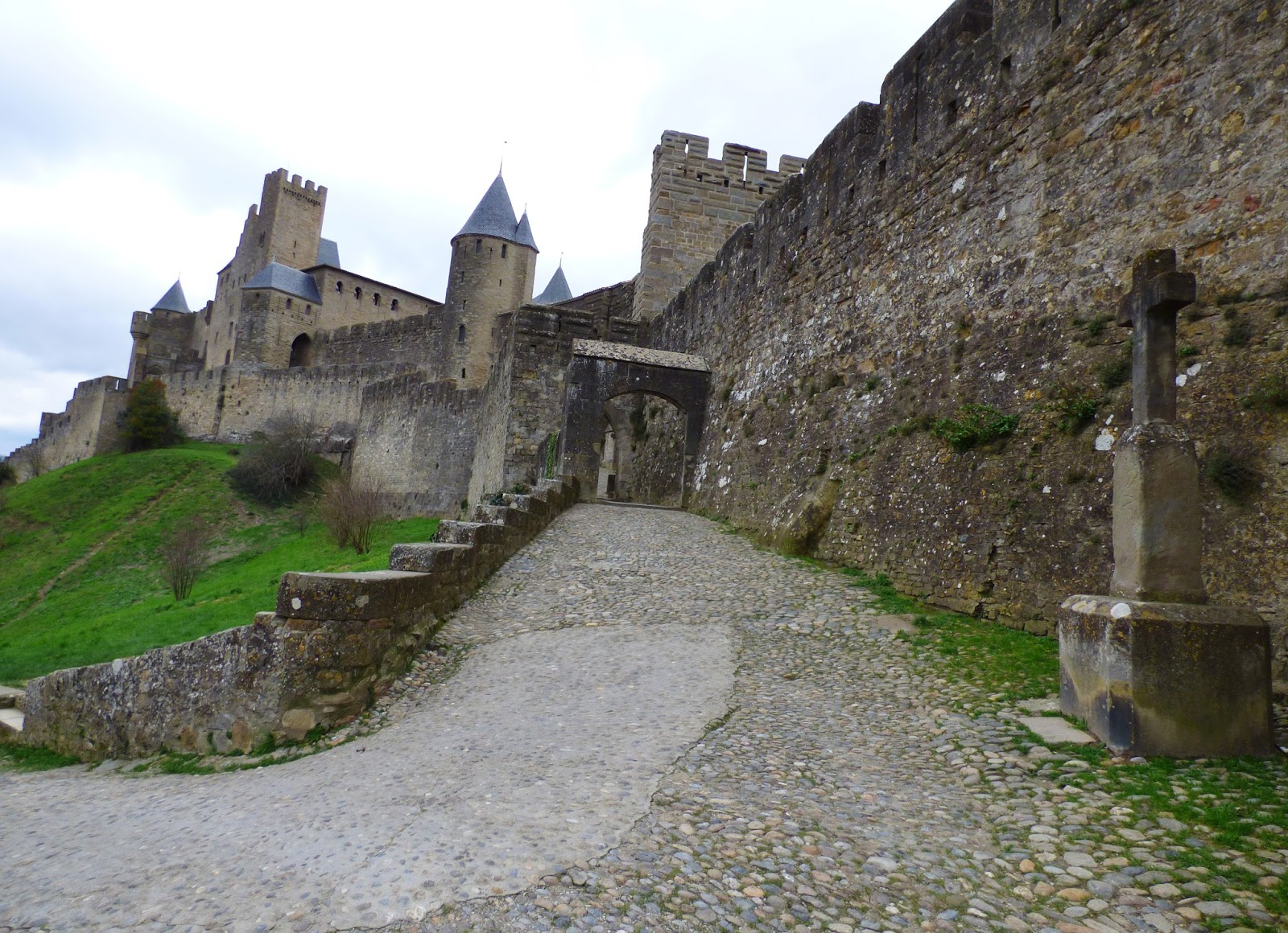 Pueblos y pueblos medievales!! Alucinantes - Blogs de Francia - CARCASSONNE, FRANCIA (7)