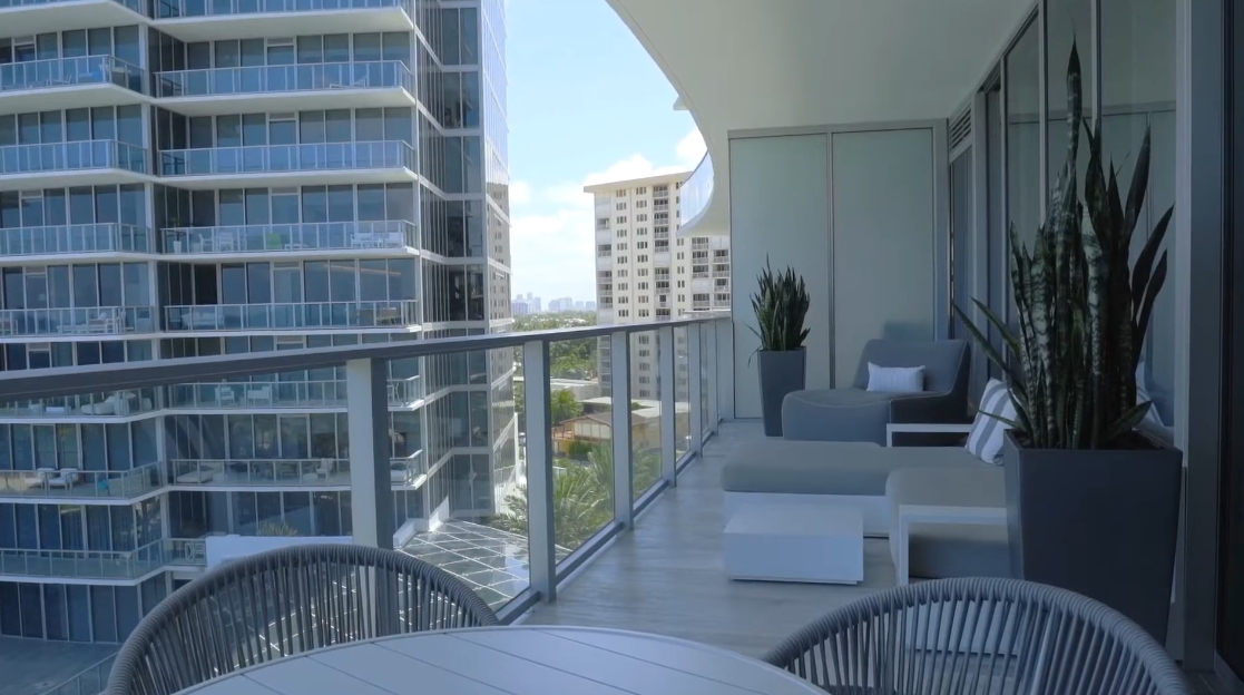 Tour 2200 N Ocean Blvd N602 Fort Lauderdale vs. 41 Interior Design Photos