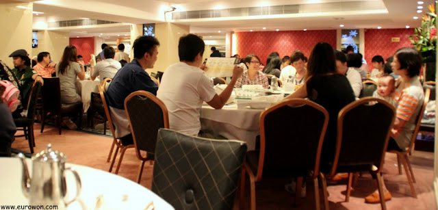 Interior del restaurante Peking Garden de Hong Kong